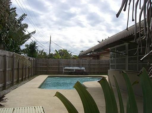2nd image of 2040 NE 27th Ave