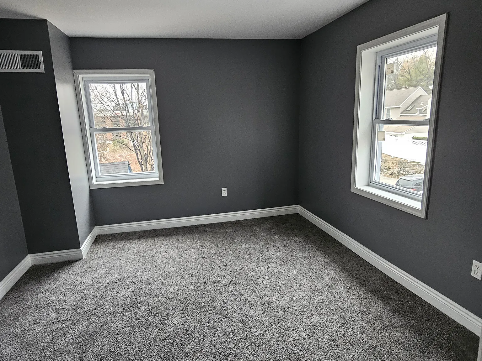 3 bed, 1600 sqft, $2,400 — Photo 4