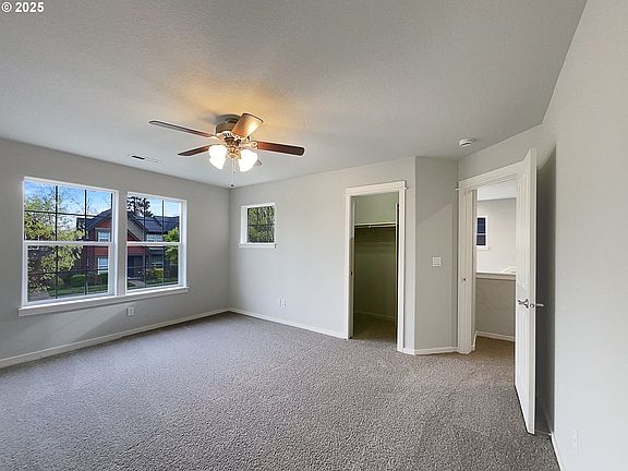 5th image of 7372 NE Cherry Dr