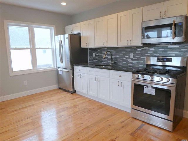 1st image of 60 Wisconsin St APT 3