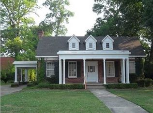 137 E Academy St, Canton, MS 39046