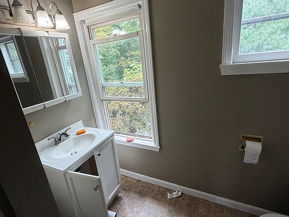 5th image of 48 East St #2