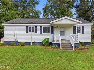 604 Calhoun Street, Clinton, NC 28328