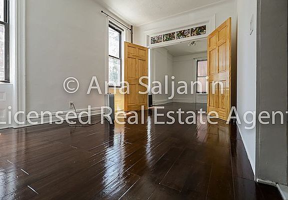 4th image of 14-35 26th Ave #1R