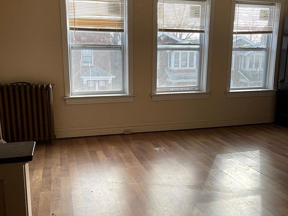 5th image of 3661 Montana St Floor 2