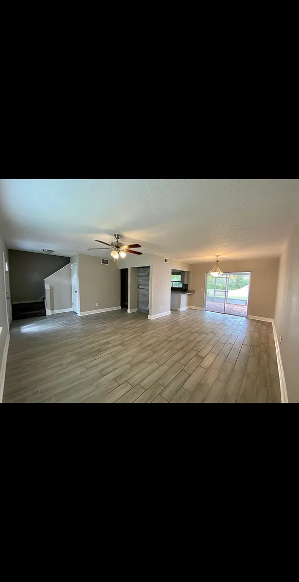4 bed, 2.5 bath, 1737 sqft, $2,500 — Photo 4
