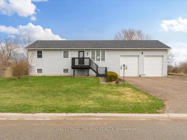 14 Wellington Ave, Southwest Middlesex, ON N0L 1A0