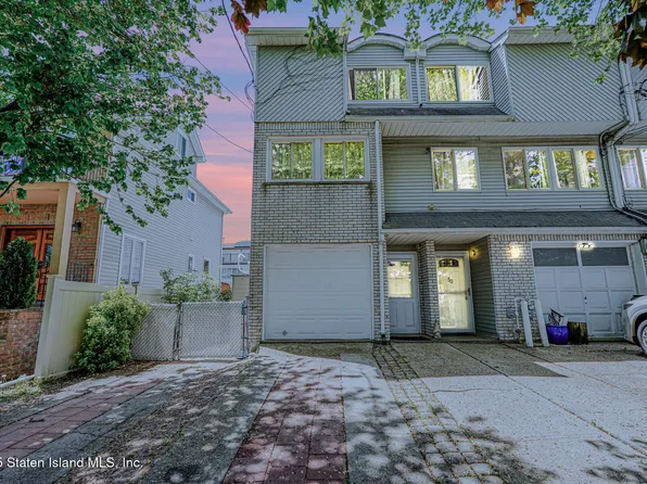 48 Robinson Ave, Staten Island, NY 10312
