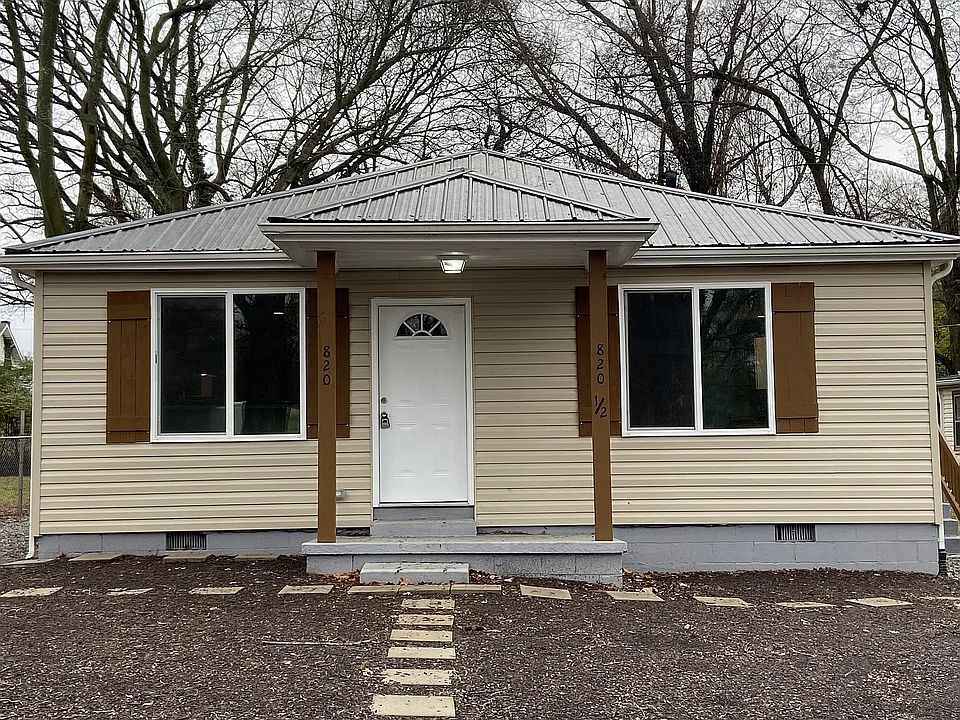 1st image of 820 Gracey Ave #1