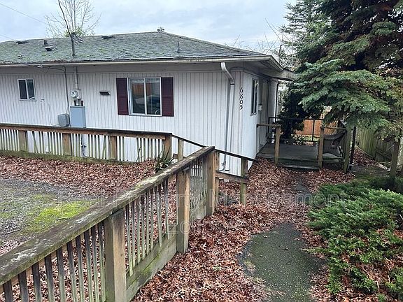 2nd image of 6805 103rd Ave NE