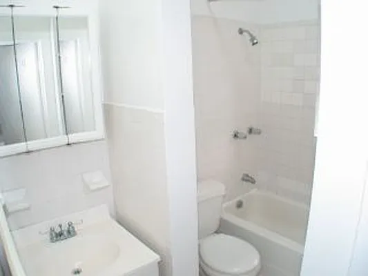 Rented by Living New York | media 45