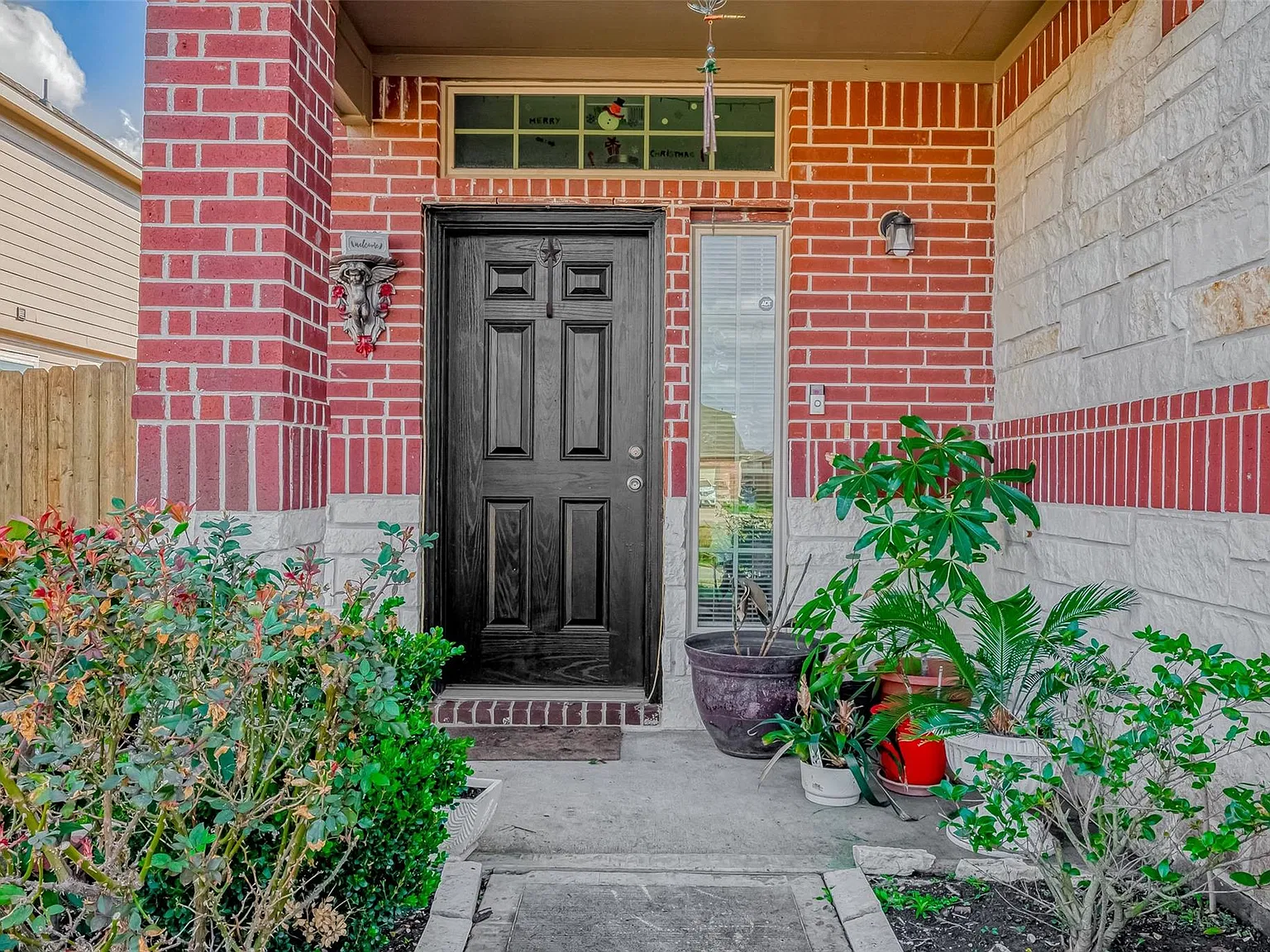 4 bed, 2.5 bath, 2850 sqft, $2,750 — Photo 3