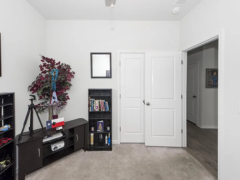 117 Sequoia Ln — Photo 14