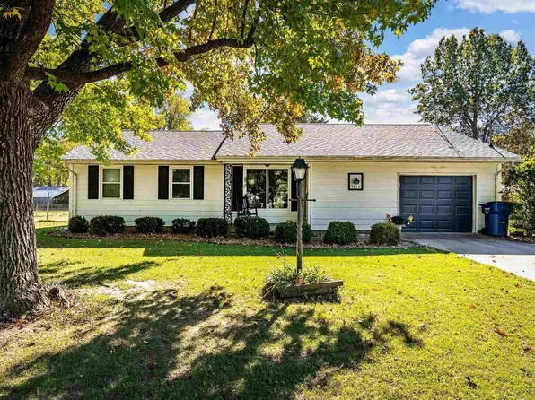 1514 E Cleveland St, West Frankfort, IL 62896
