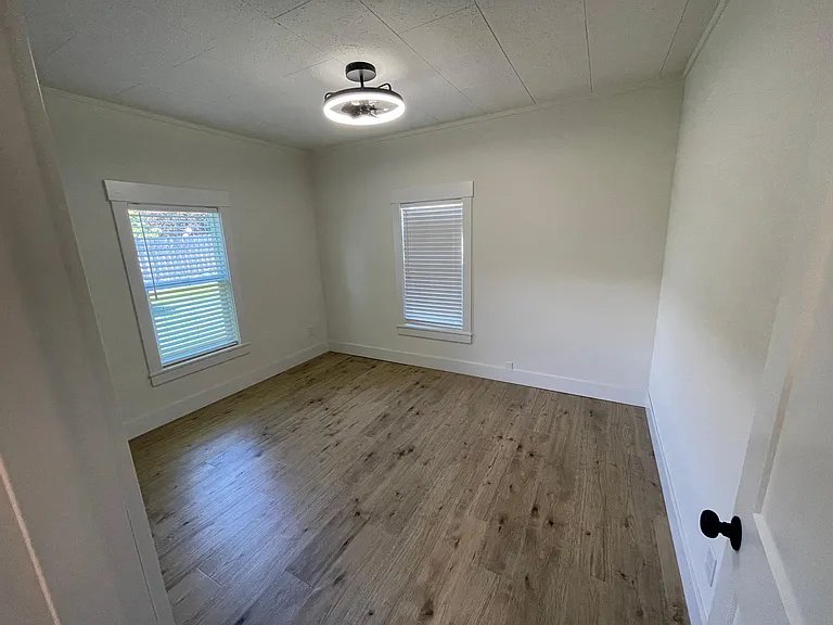 Bedroom #1