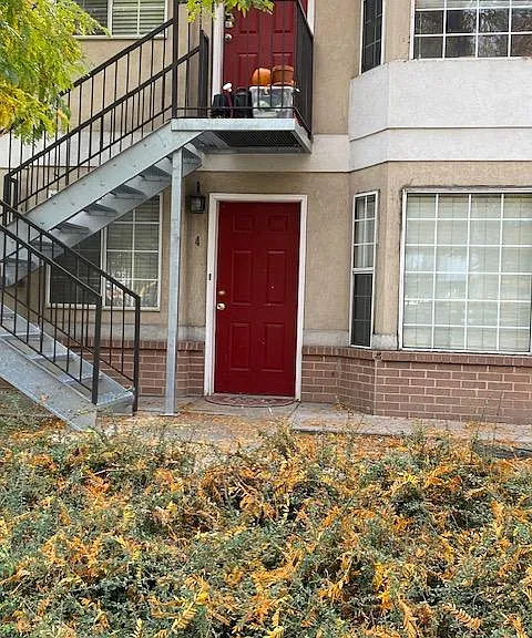 423 W 500 N #4 — Photo 1