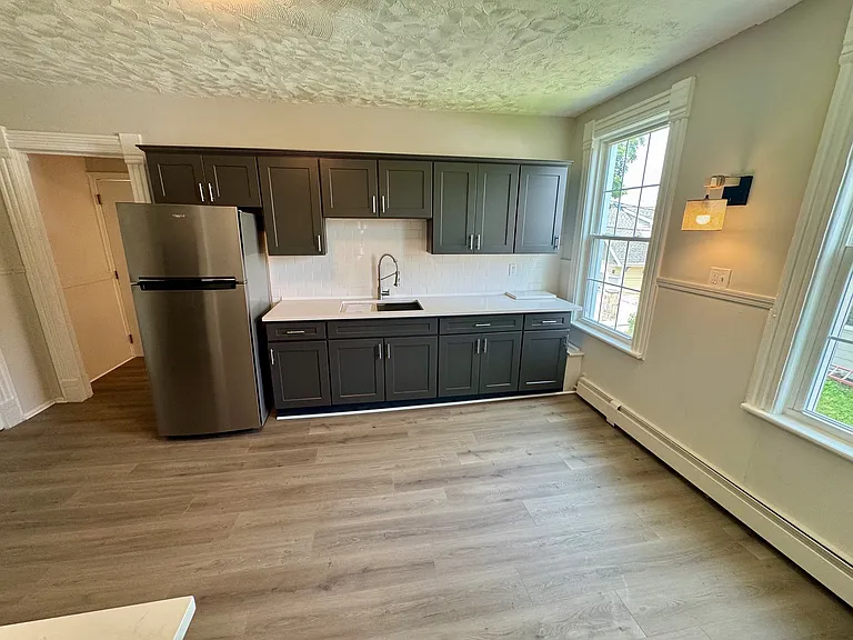 37 Seaview Ave #2 — Photo 2