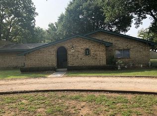 38285 Robinson St, Coalgate, OK 74538