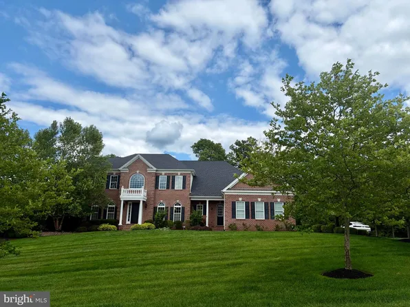 7 Goldney Dr, Newtown, PA 18940