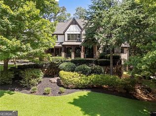 989 Middle Fork Trl, Suwanee, GA 30024