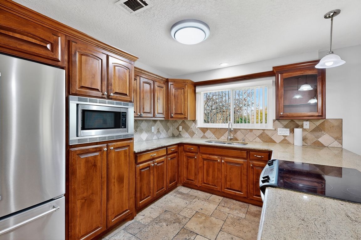 next background image