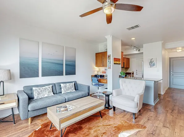 330 Las Colinas Blvd #330, Irving, TX 75039