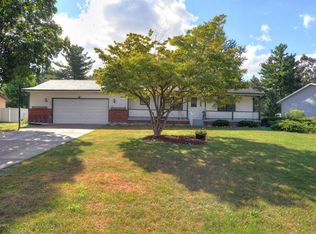 8270 Woodpark Dr SW, Byron Center, MI 49315