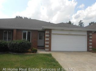 4711 S Kickapoo Ave, Springfield, MO 65804