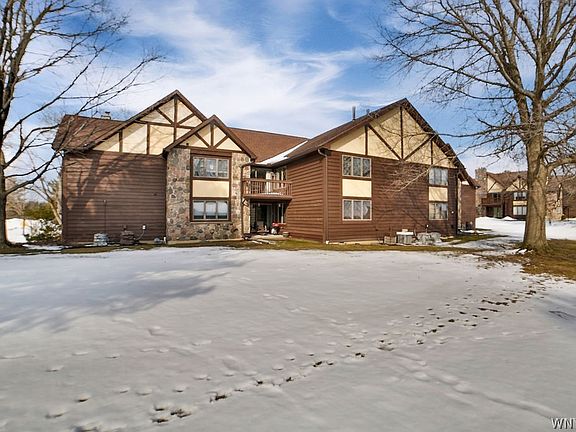 3rd image of 5293 Chestnut Ridge Rd APT G