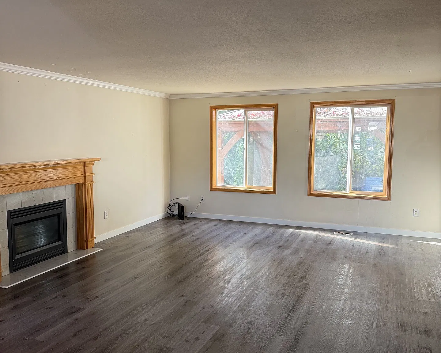 4 bed, 2.5 bath, 1986 sqft, $2,800 — Photo 2