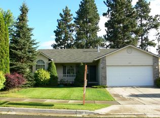 801 E Singing Hills Dr, Post Falls, ID 83854