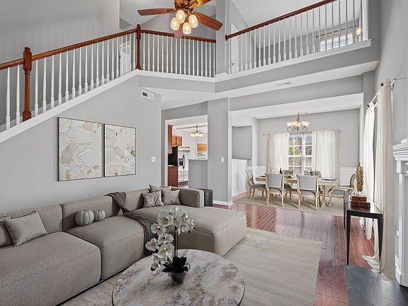 3rd image of 602 Pemberton Ct