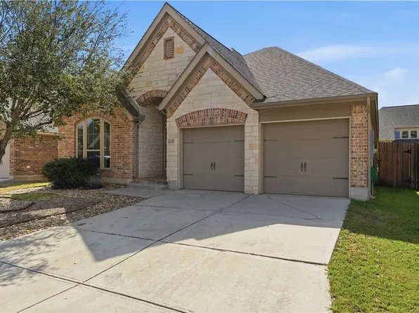 2125 Pioneer Pass, Seguin, TX 78155