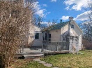 2060 Adams Rd, East Greenville, PA 18041