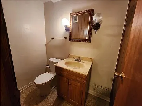 319 Overbrook Blvd — Photo 10