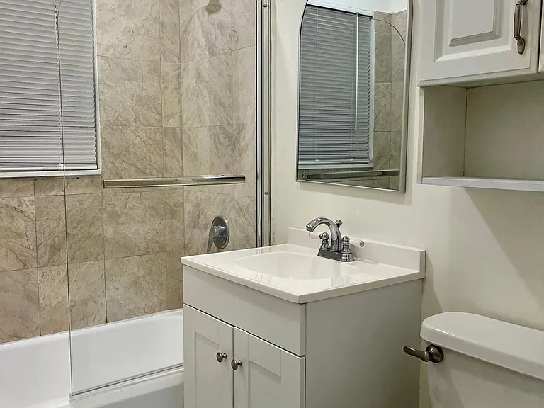 348 Gregory Rd — Photo 12