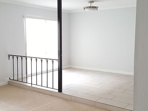 2nd image of 427 Orange Ave APT D