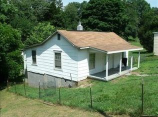 135 Bell Dr, Danville, VA 24541