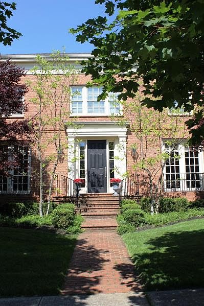 1st image of 3785 Pembrooke Grn E