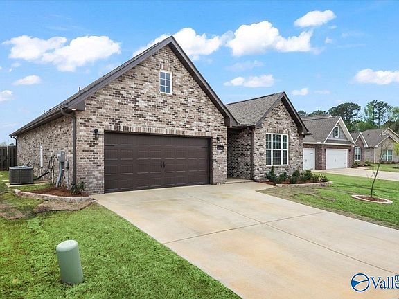 2nd image of 1906 Rae Ct