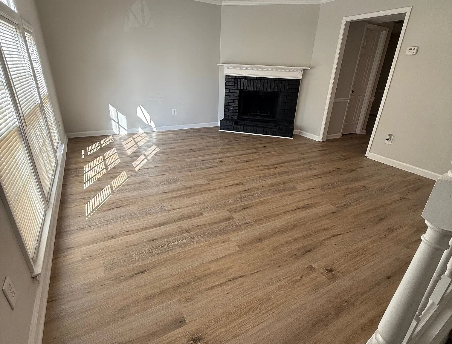 2 bed, 2.5 bath, 1300 sqft, $1,465 — Photo 3
