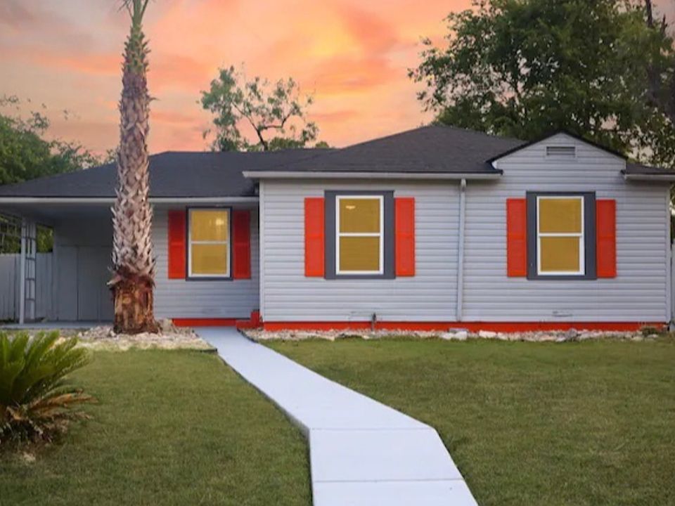 1st image of 519 thorain blvd
