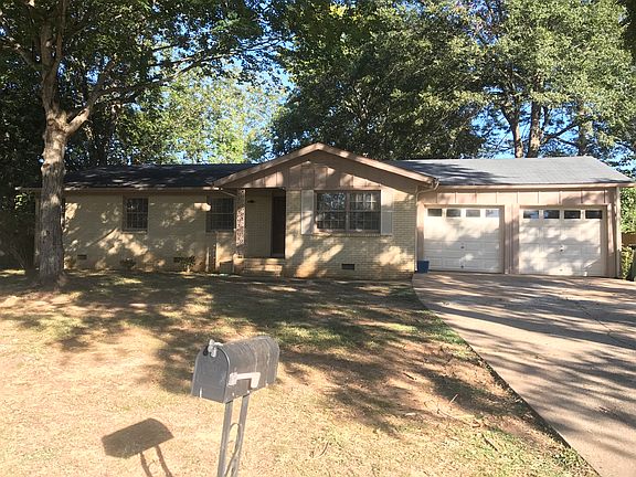 3rd image of 10022 Camille Dr SE