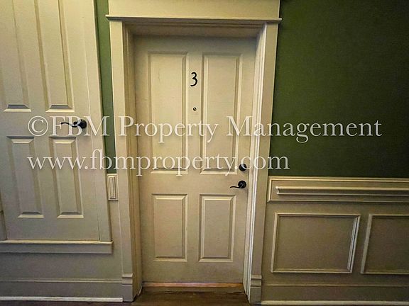3rd image of 315 S Rogers St Ste 3