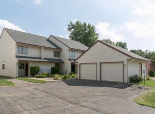 2751 Charles Ct NW, Rochester, MN 55901