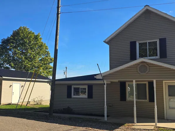 101 Porcelain St, New Lexington, OH 43764