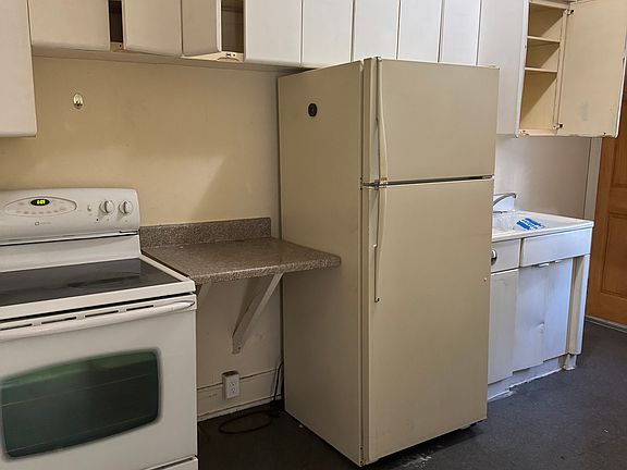 5th image of 400 S 2nd St APT C3