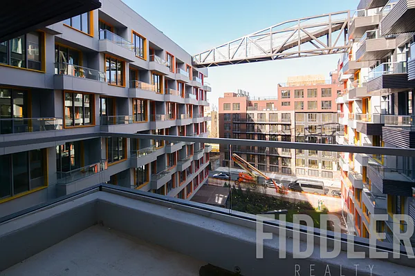 Rented by The KCI Group | media 7