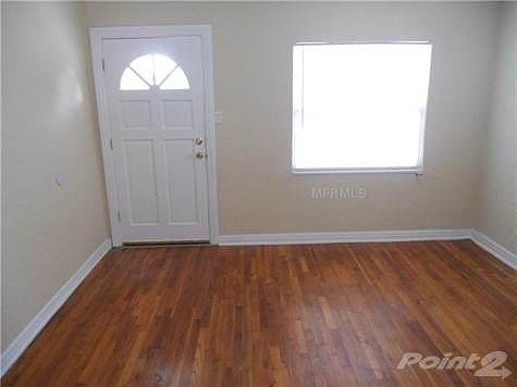 3rd image of 8604 N Greenwood Ave