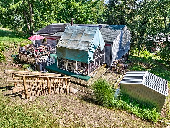 2nd image of 120 McJunkin Rd